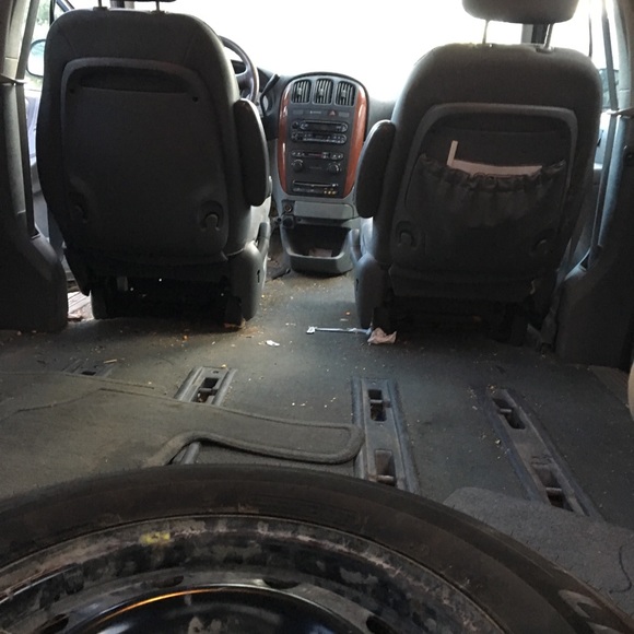 Car - Picture 3 of 4